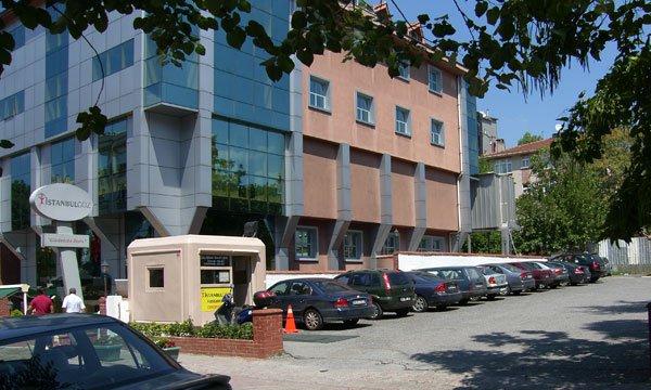 zel stanbul Gz Hastanesi